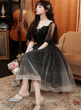 Picture of Black Color Tulle Gradient Short Sleeves Party Dresses with Lace, Short Prom Dress